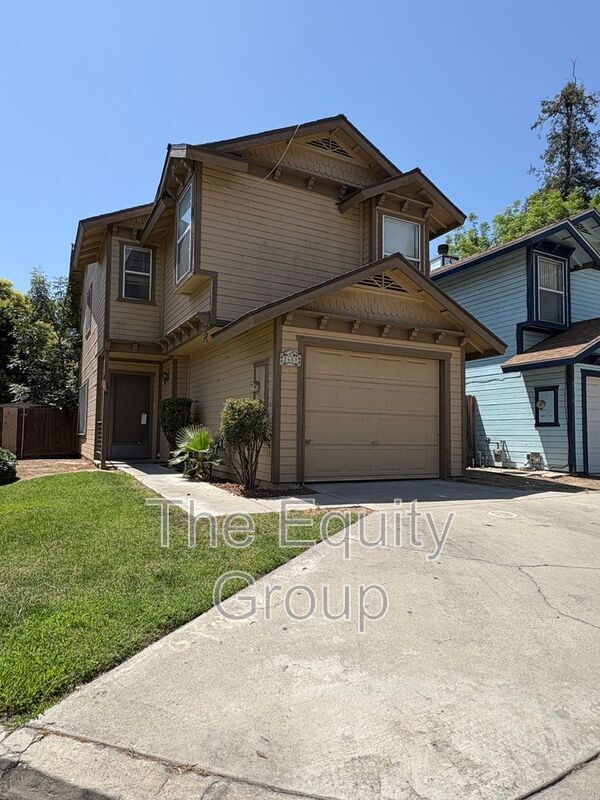 Building Photo - 2408 W Packwood Dr