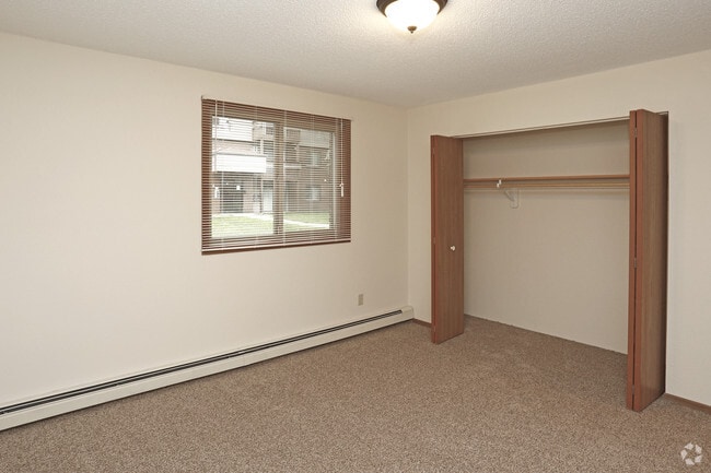 Interior Photo - Oakshire Apartments