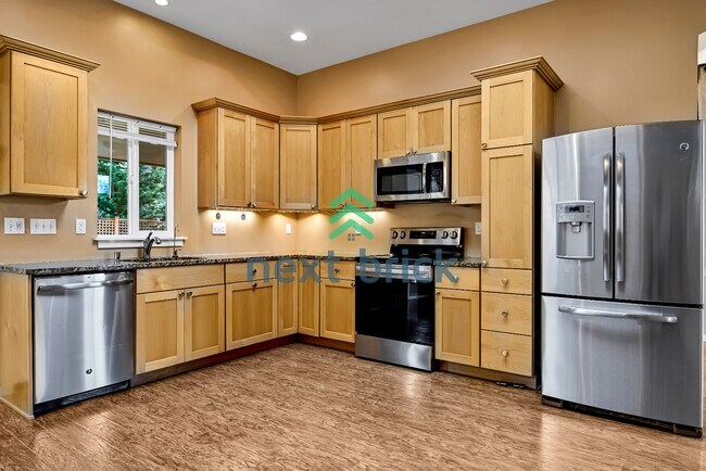 Foto del edificio - Cozy Retreat in Shoreline – Your Perfect 1,000 sqft Haven