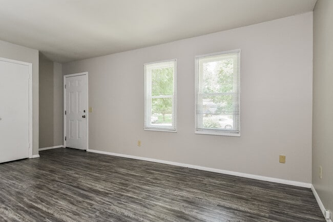 Foto del edificio - 1712 Gavin Dr