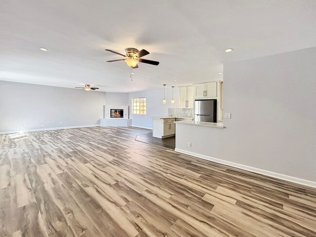 Foto del edificio - Gorgeous 3B/2BA House in Paradise Hills W/...