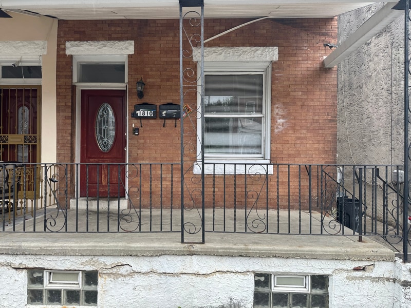 Photo - 1810 Harrison St