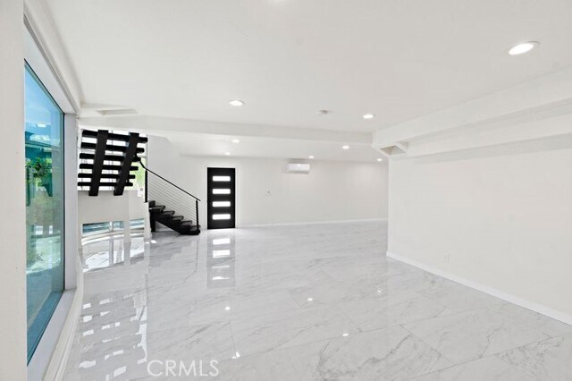 Foto del edificio - 1580 San Bernardino Pl