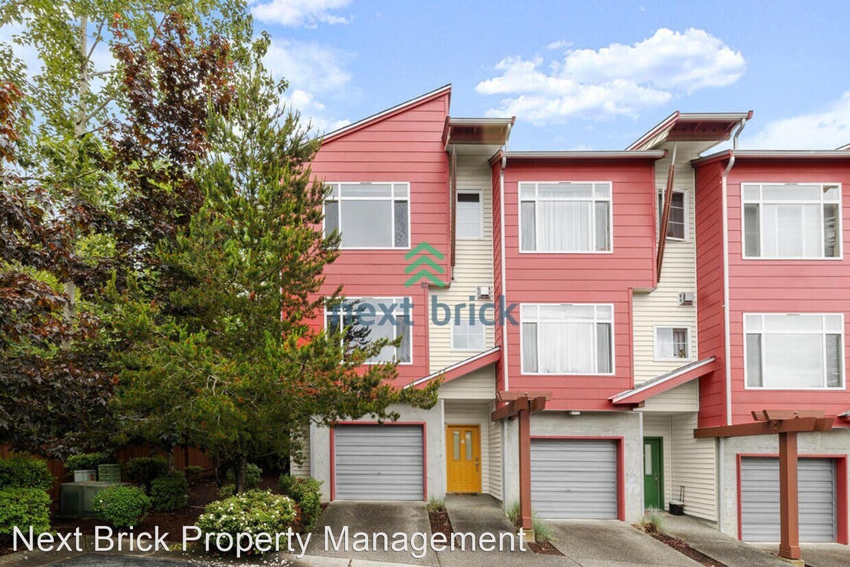 Primary Photo - 3 br, 2.5 bath House - 7412 Newcastle Golf...