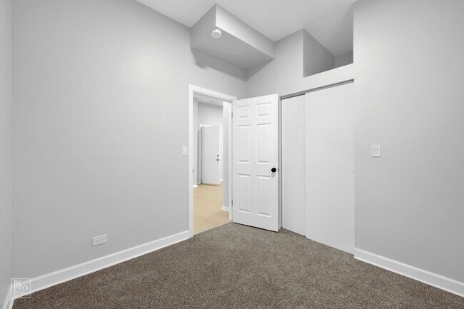 Foto del edificio - 2542 S Trumbull