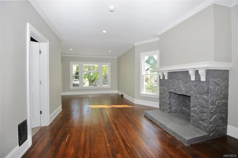 80 Dewitt St Unit Lower, Buffalo, NY 14213 Room for Rent in Buffalo