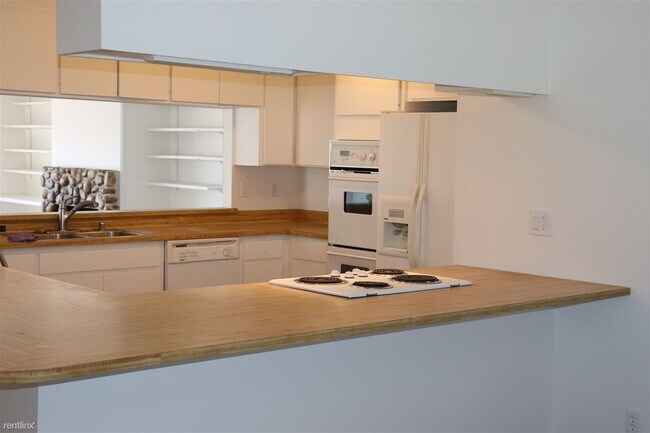 Foto del edificio - 3 br, 2 bath Duplex - 20 Mooring Road