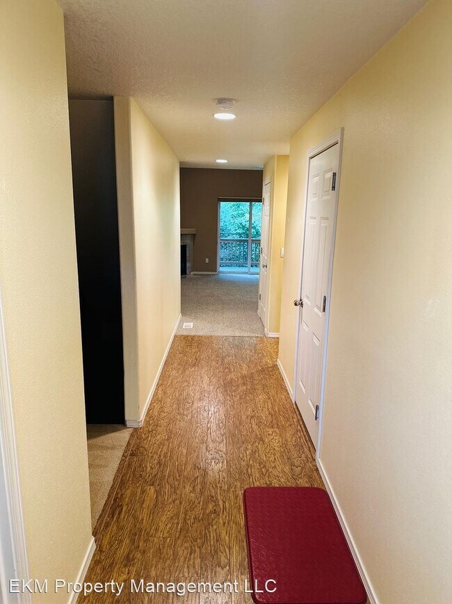 Foto del edificio - 3 br, 2.5 bath House - 8025 NE 38th Avenue