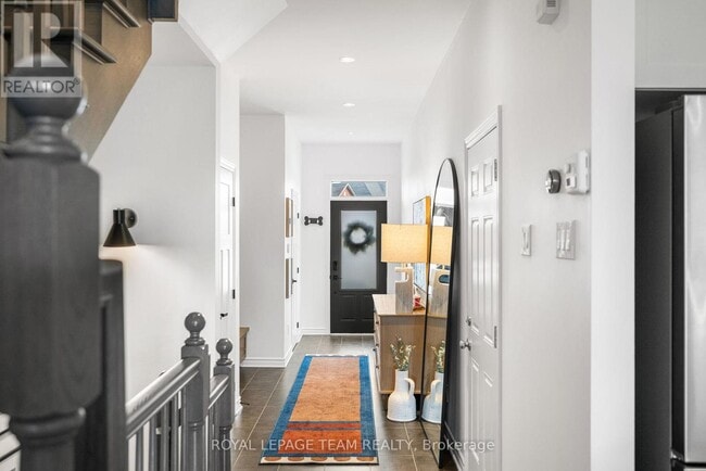 Building Photo - 200 Akerson Rd