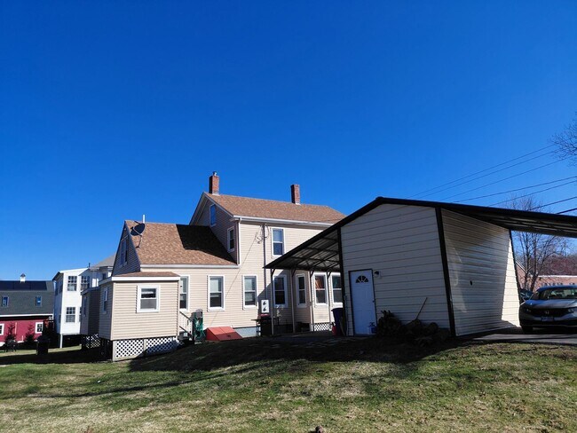 Foto del edificio - 82 Main St