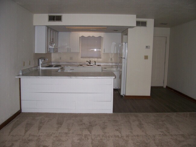 Foto del edificio - 1051 N Bronough St