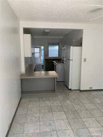 Primary Photo - 1241 Kamaile St