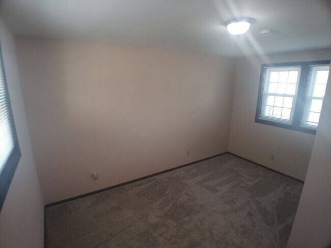 Foto del edificio - 1 Bedroom 1 Bath Upstairs Apartment