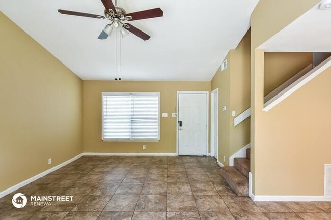 Building Photo - 10215 Raven Field Dr, San Antonio, TX 78245