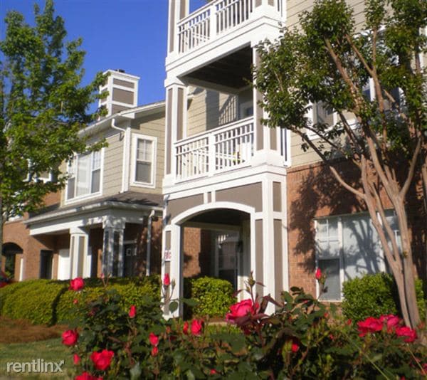 Building Photo - 11280 Foxhaven Dr