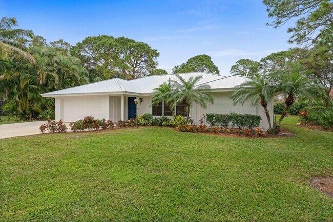 Building Photo - 19075 Talon Way