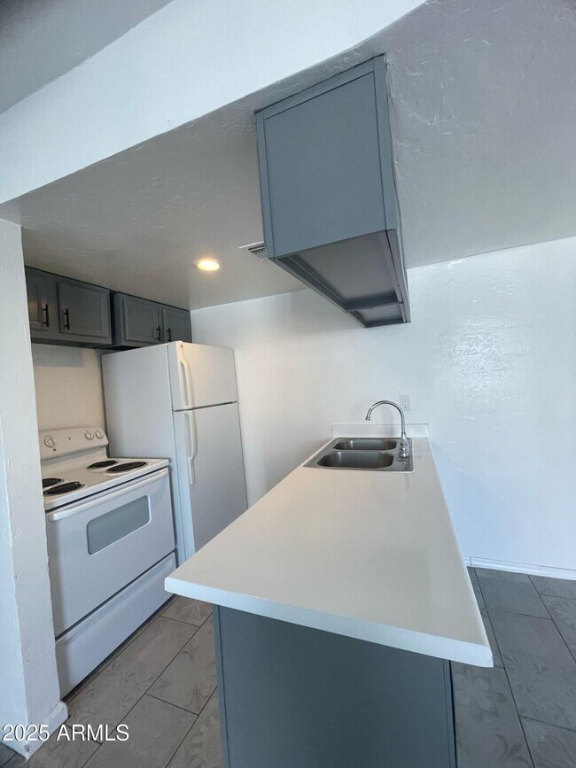 Foto del edificio - 3232 W Jackson St