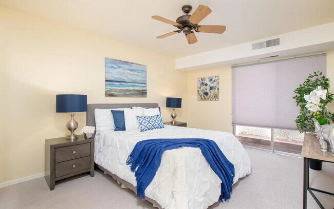Foto del edificio - Stunning one-bedroom, one-bathroom apartme...