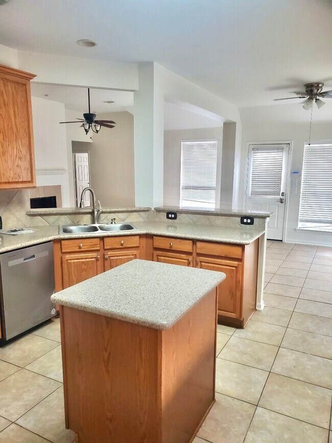 Foto del edificio - 2526 Sunrise Harbor Ln