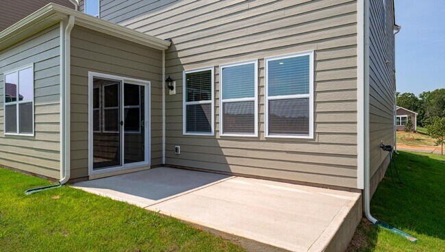 Foto del edificio - Modern 3-Bedroom Home in Community with Po...