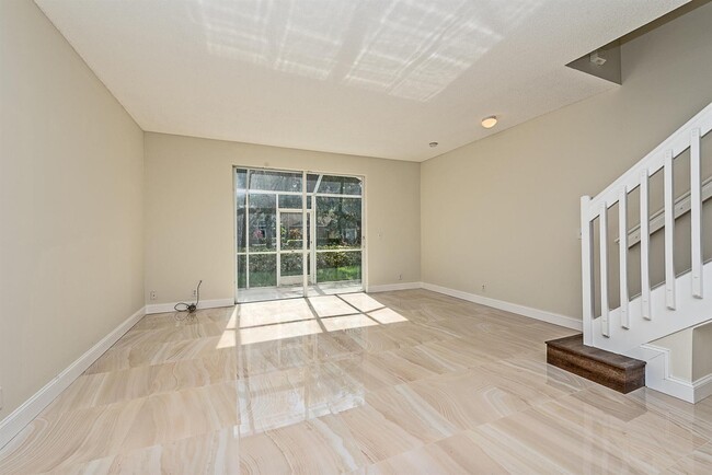 Building Photo - 3709 San Simeon Cir
