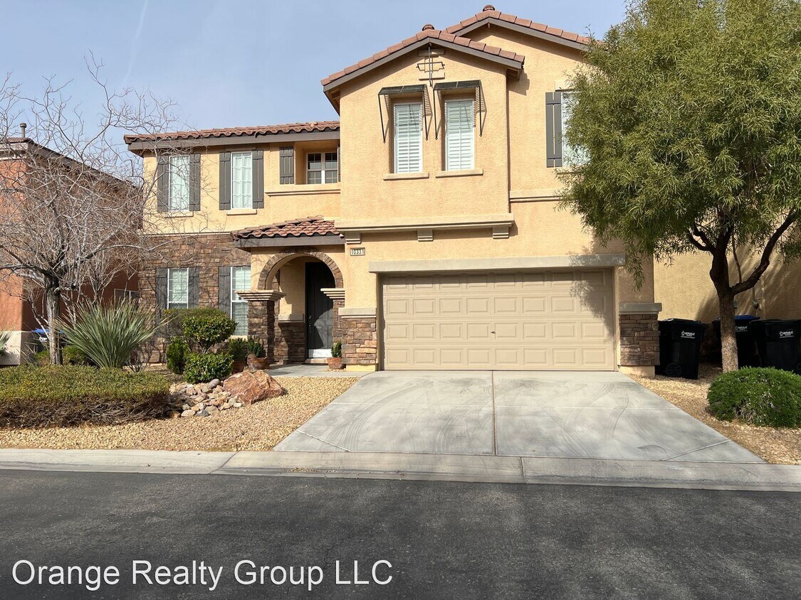 Primary Photo - 4 br, 2.5 bath House - 10331 Kadumba St.
