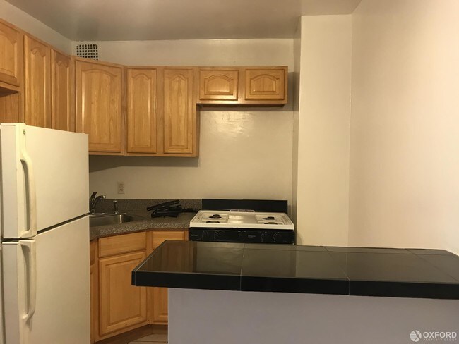 Foto del edificio - 3614 Johnson Ave