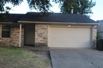 Building Photo - 5706 Briarcrest Dr