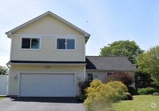 Building Photo - 900 Ashford Ln