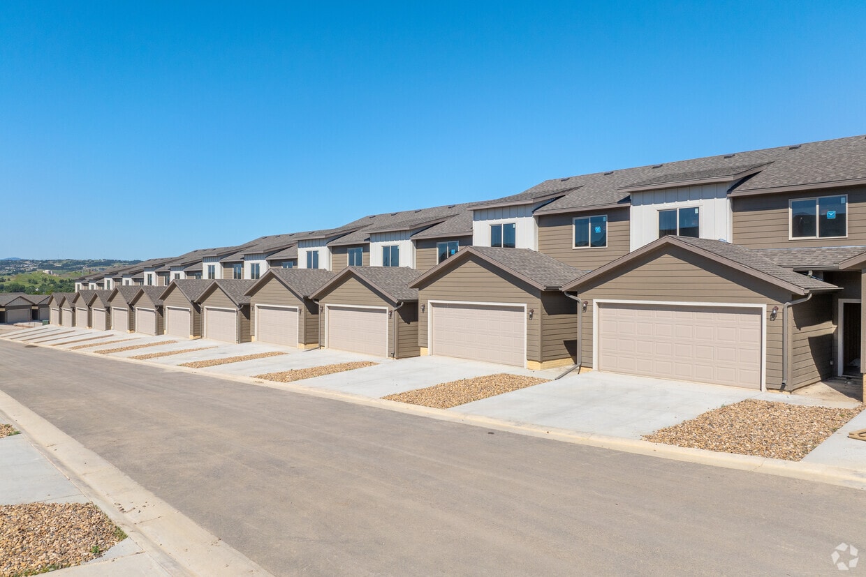 Primary Photo - Shepherd Hills Commons