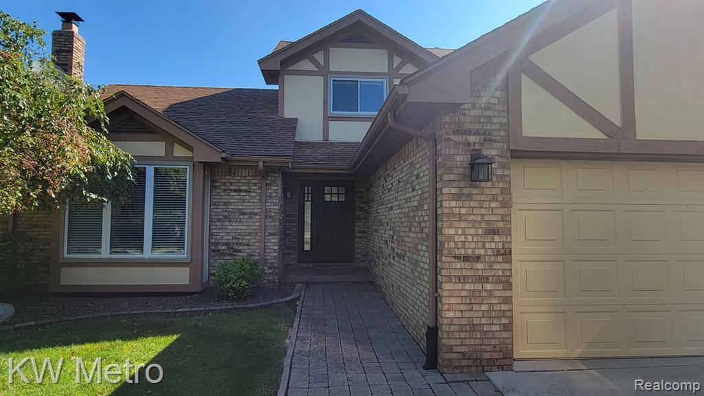 Primary Photo - 46400 Briargate Dr