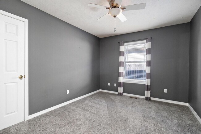 Foto del edificio - 3891 S Hillsdale Ave
