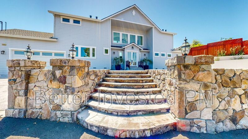 Foto principal - 1493 Mark West Springs Rd