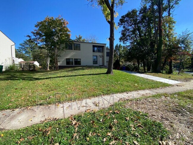 Foto del edificio - 5426 Luckpenny Pl