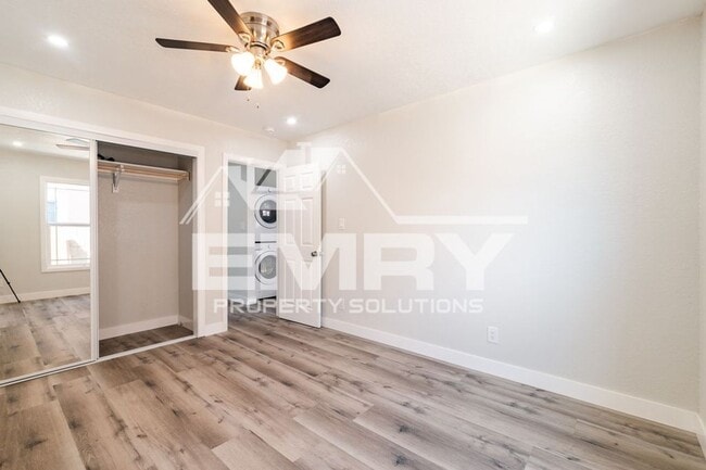 Building Photo - 3652 Platt Ave