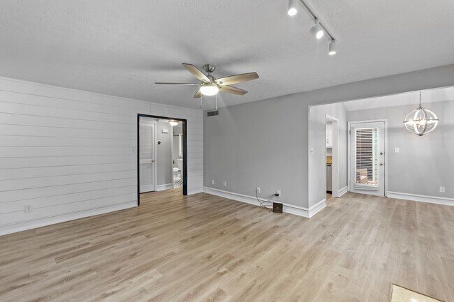 Foto del edificio - 2013 Canyon Point Cir