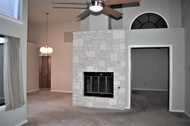 Building Photo - 426 Fitch St