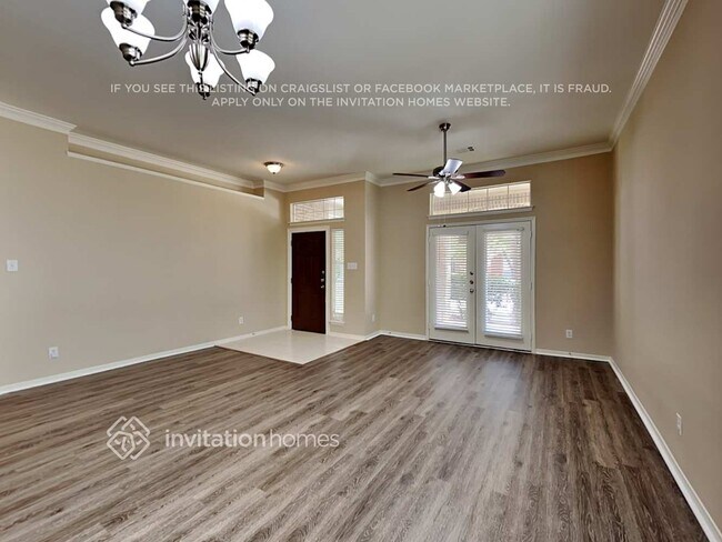 Building Photo - 9137 Farmer Dr