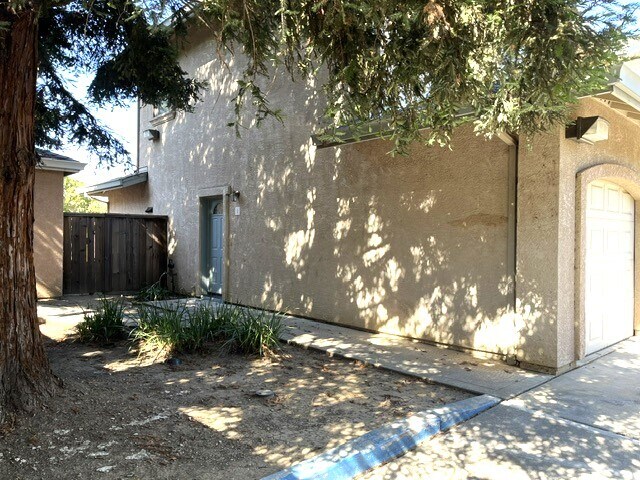 Entrada privada - 1600 Park Ln