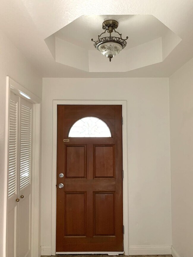 Foto del edificio - GRANITE BAY ~ HOME FOR RENT!