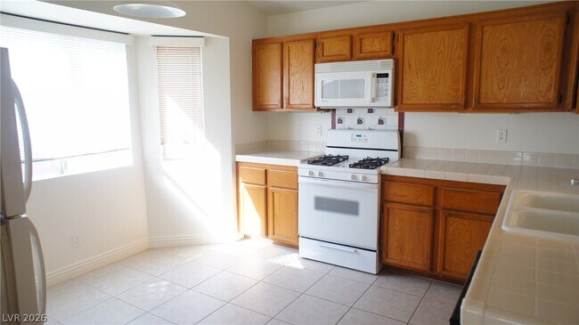Foto del edificio - 2705 Cheshire Ct