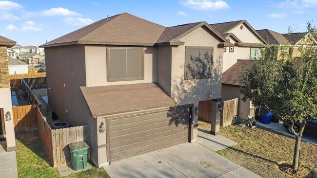 Foto del edificio - 4305 Alina Dr