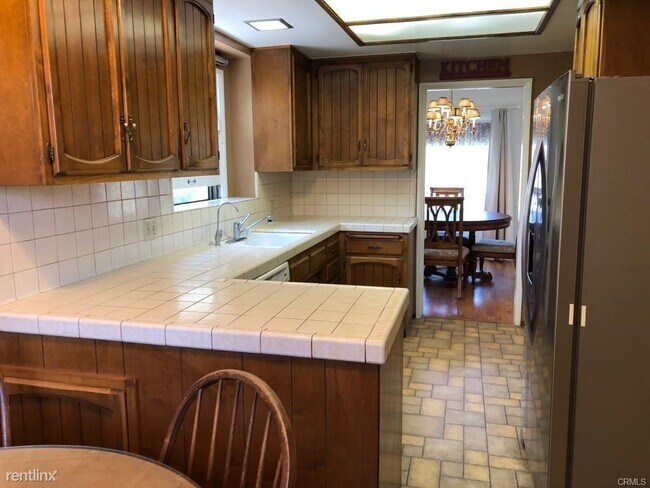 Foto del edificio - 3 br, 2 bath House - 5217 Golden West Ave