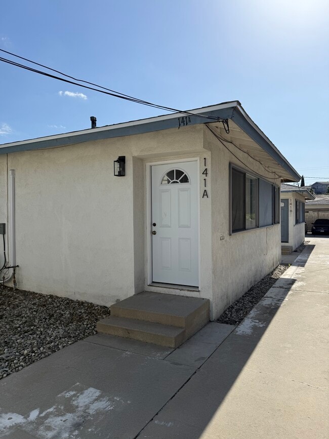 Building Photo - 141 Marguerita Ave