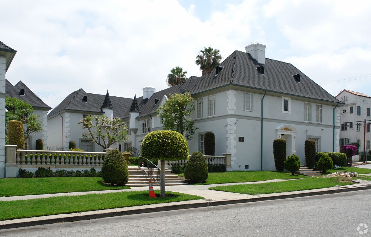 Foto del edificio - 940 S Serrano Ave
