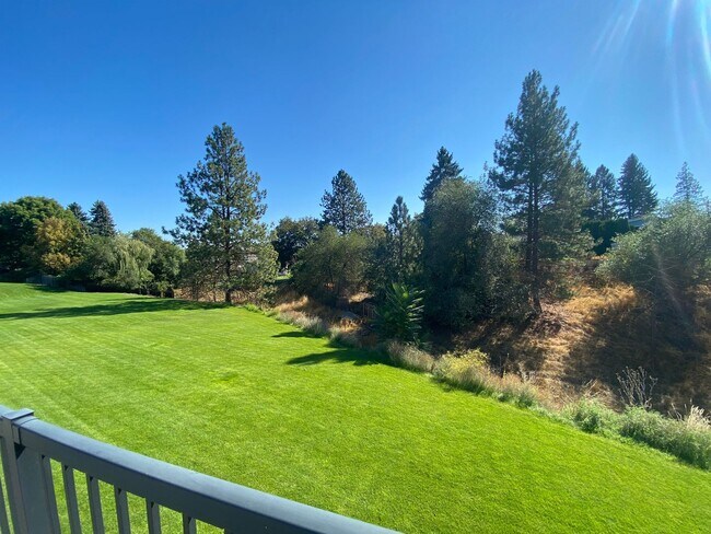 Foto del edificio - 4310-4312 N Centennial Ln