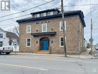 Building Photo - 5-105 Clothier St W