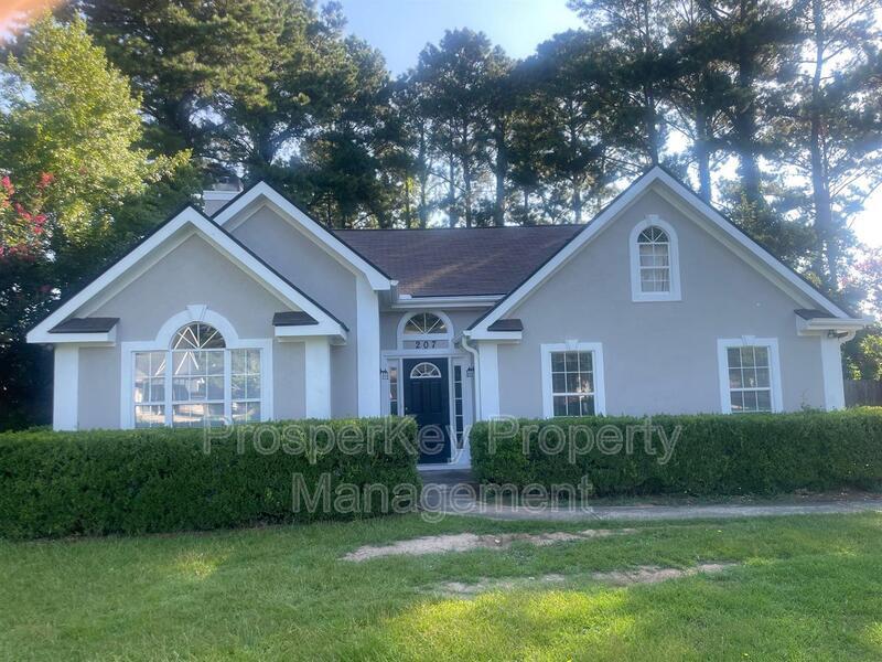Primary Photo - 207 Timber Ridge Dr