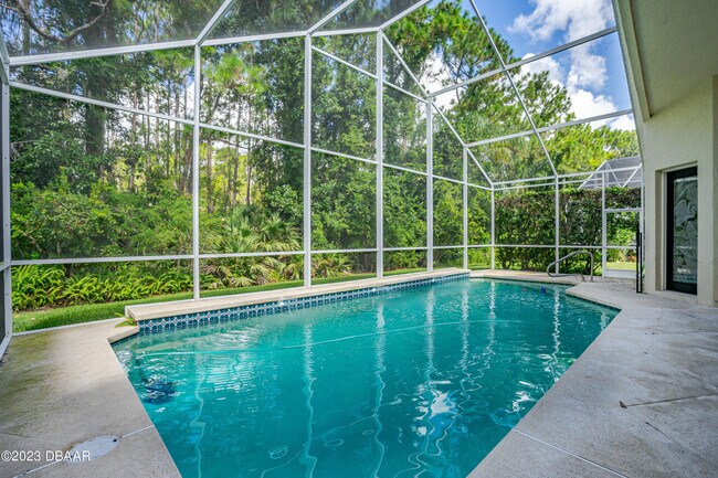 Building Photo - 1206 Siesta Key Cir