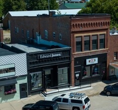 Building Photo - 115-121 N Main St